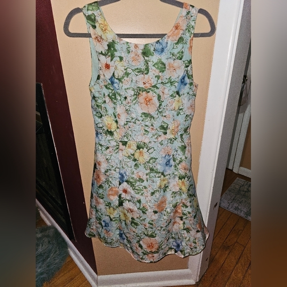 Forever 21 Floral Flowy Dress SZ S